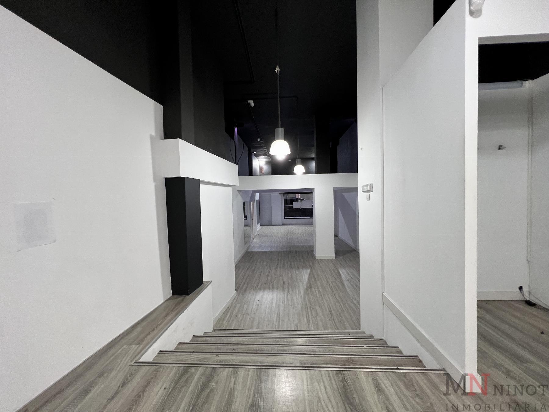 For rent of commercial in Castellón