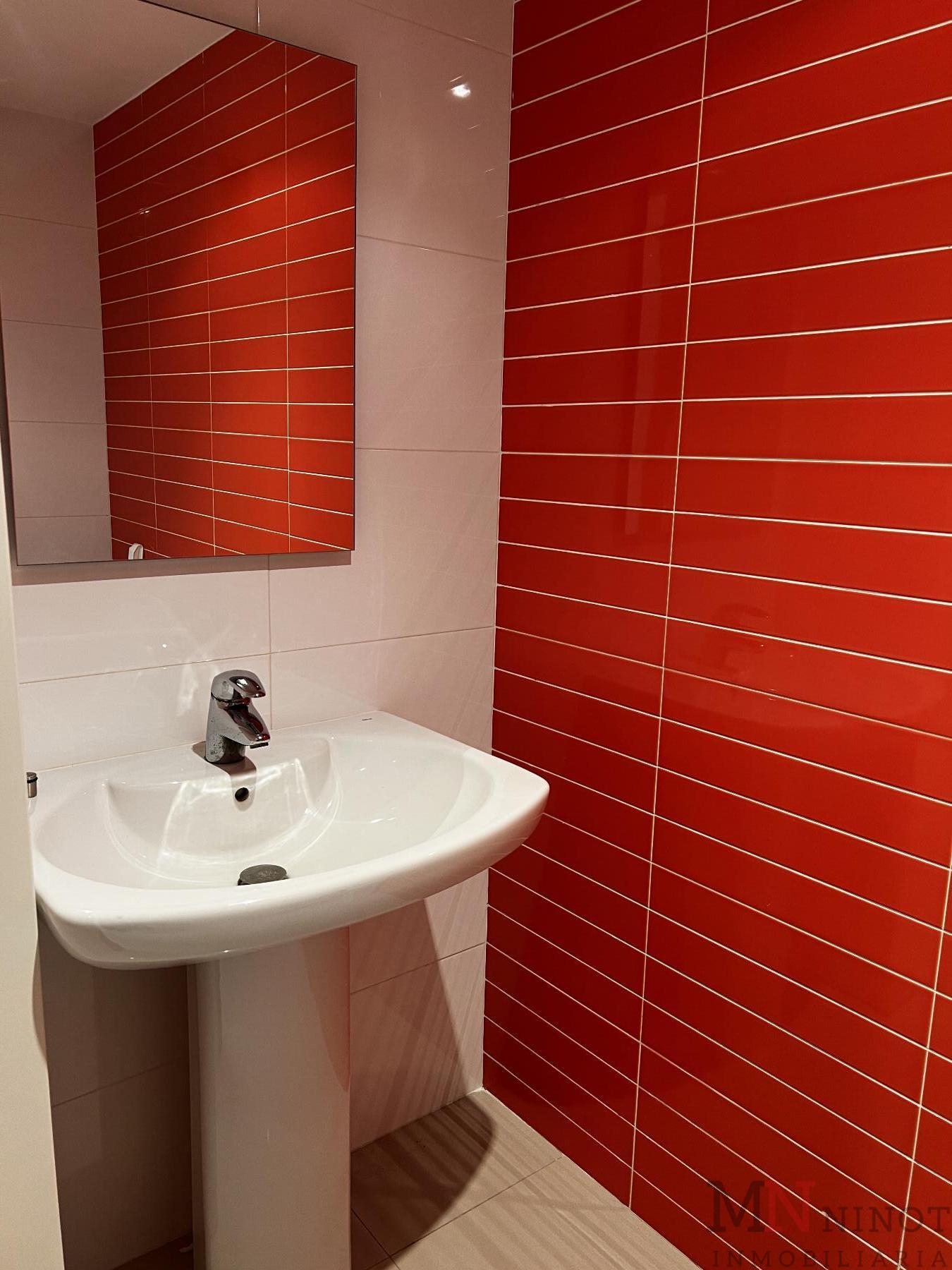 For rent of office in Castellón