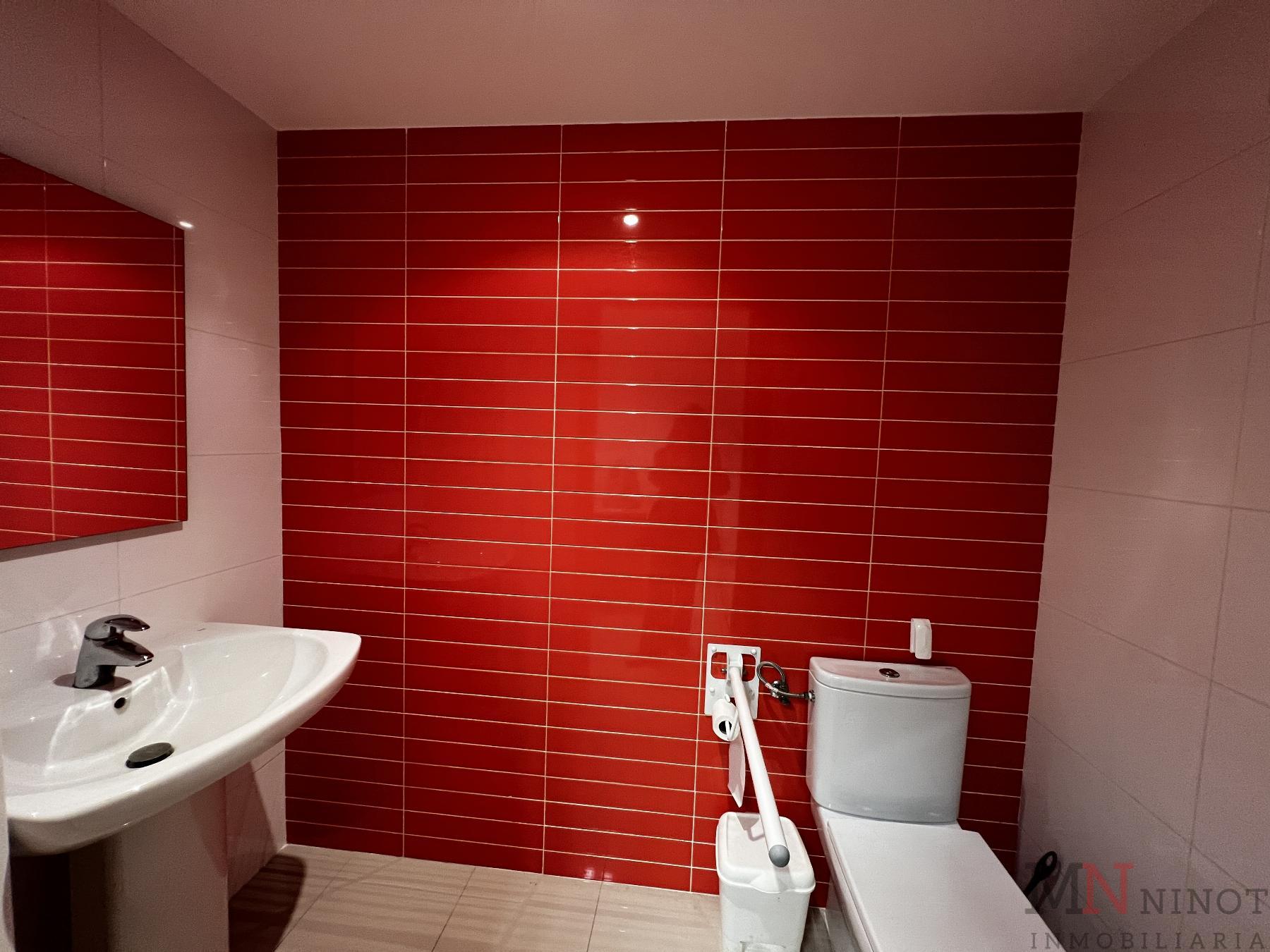 For rent of office in Castellón