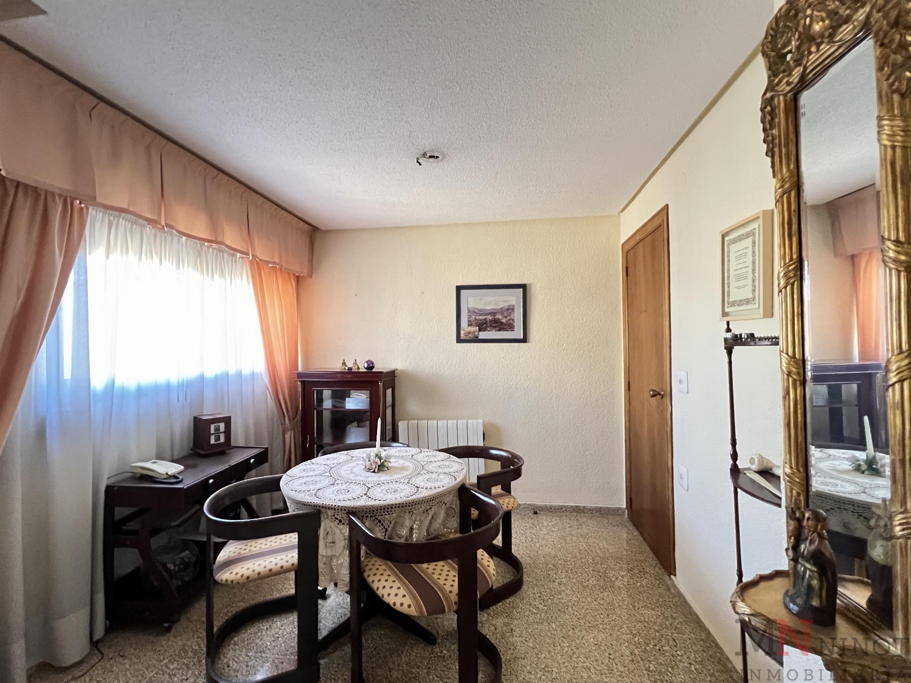 For sale of flat in Castellón