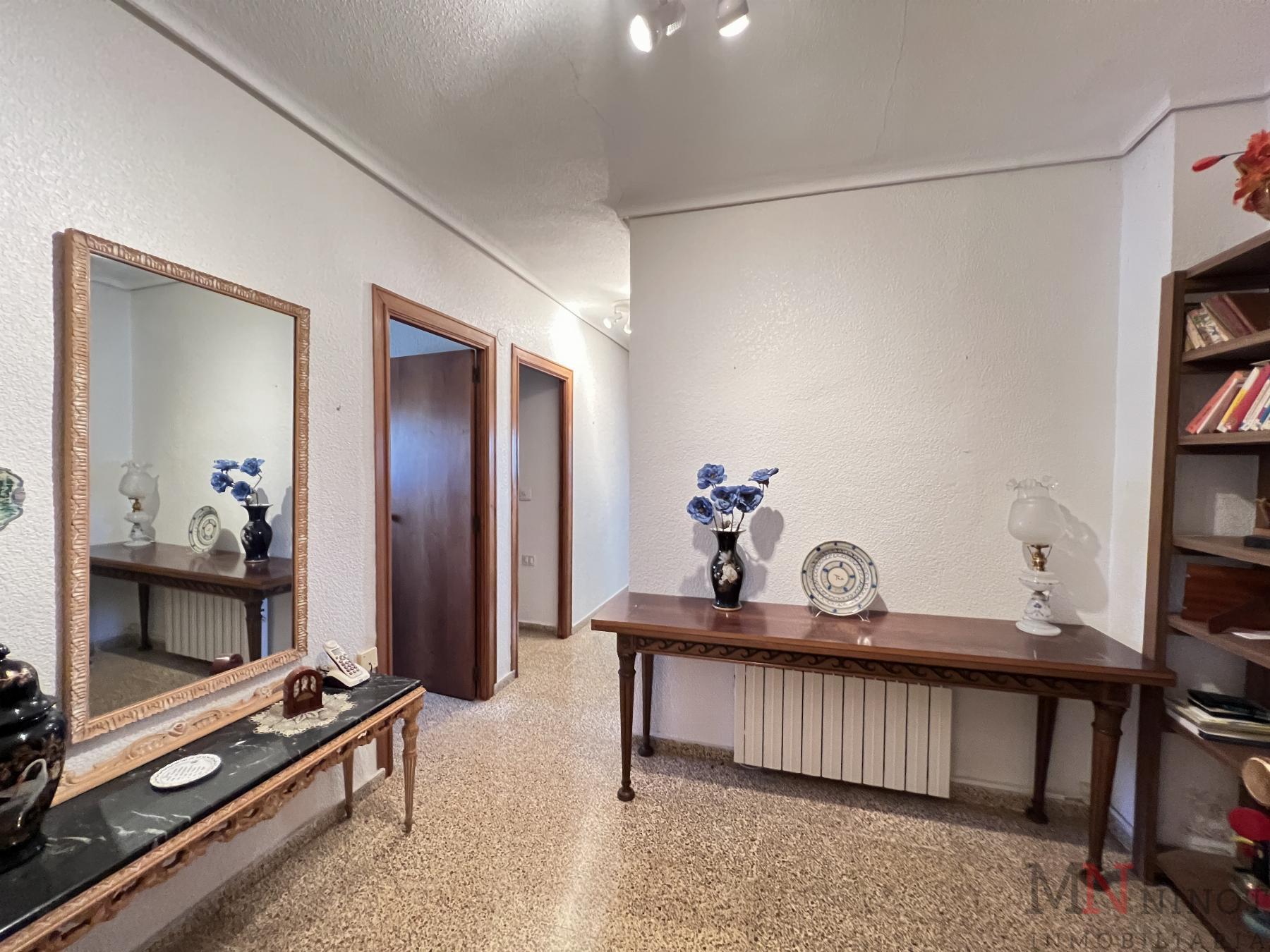 For sale of flat in Castellón