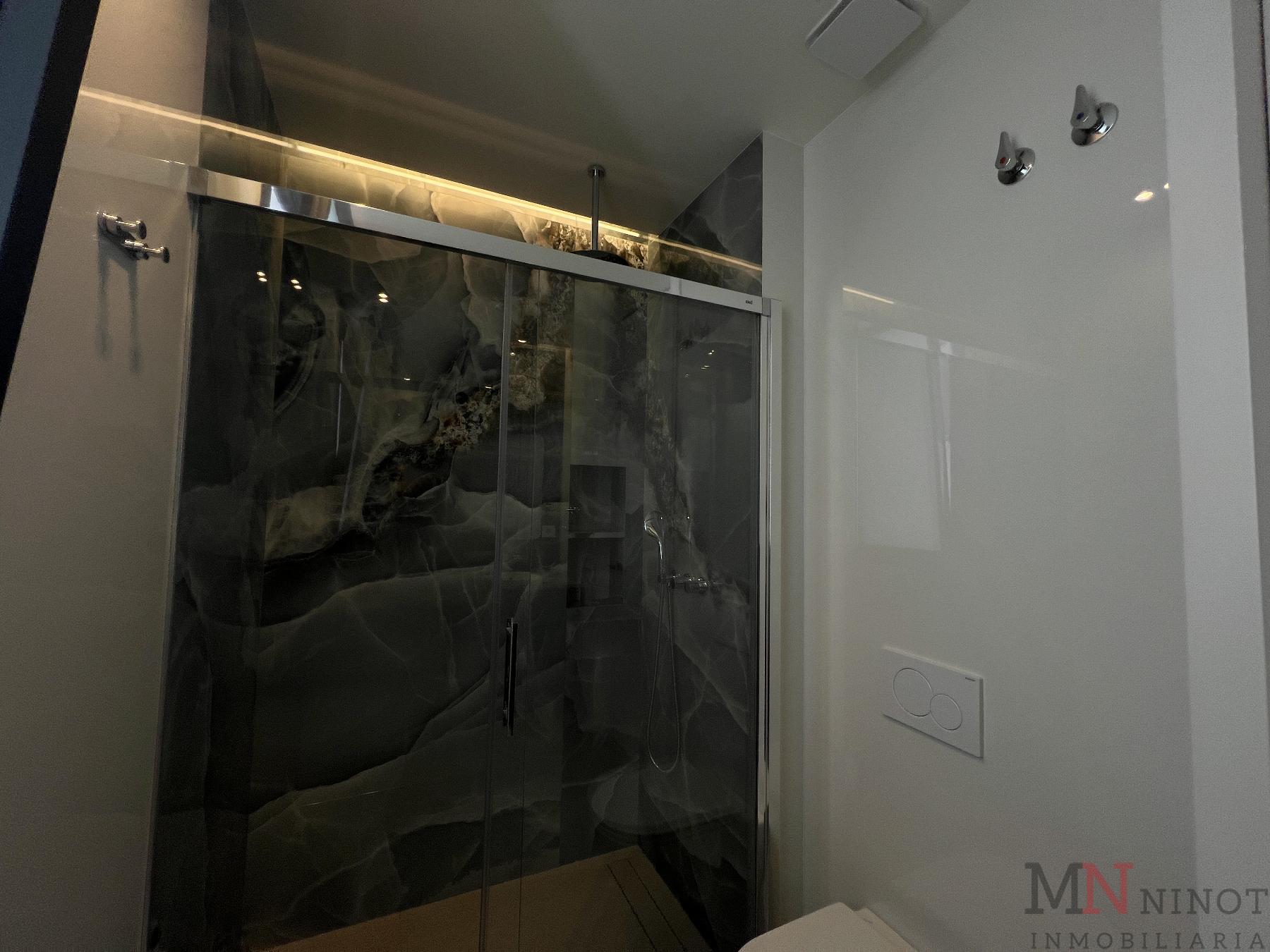 For sale of chalet in Castellón