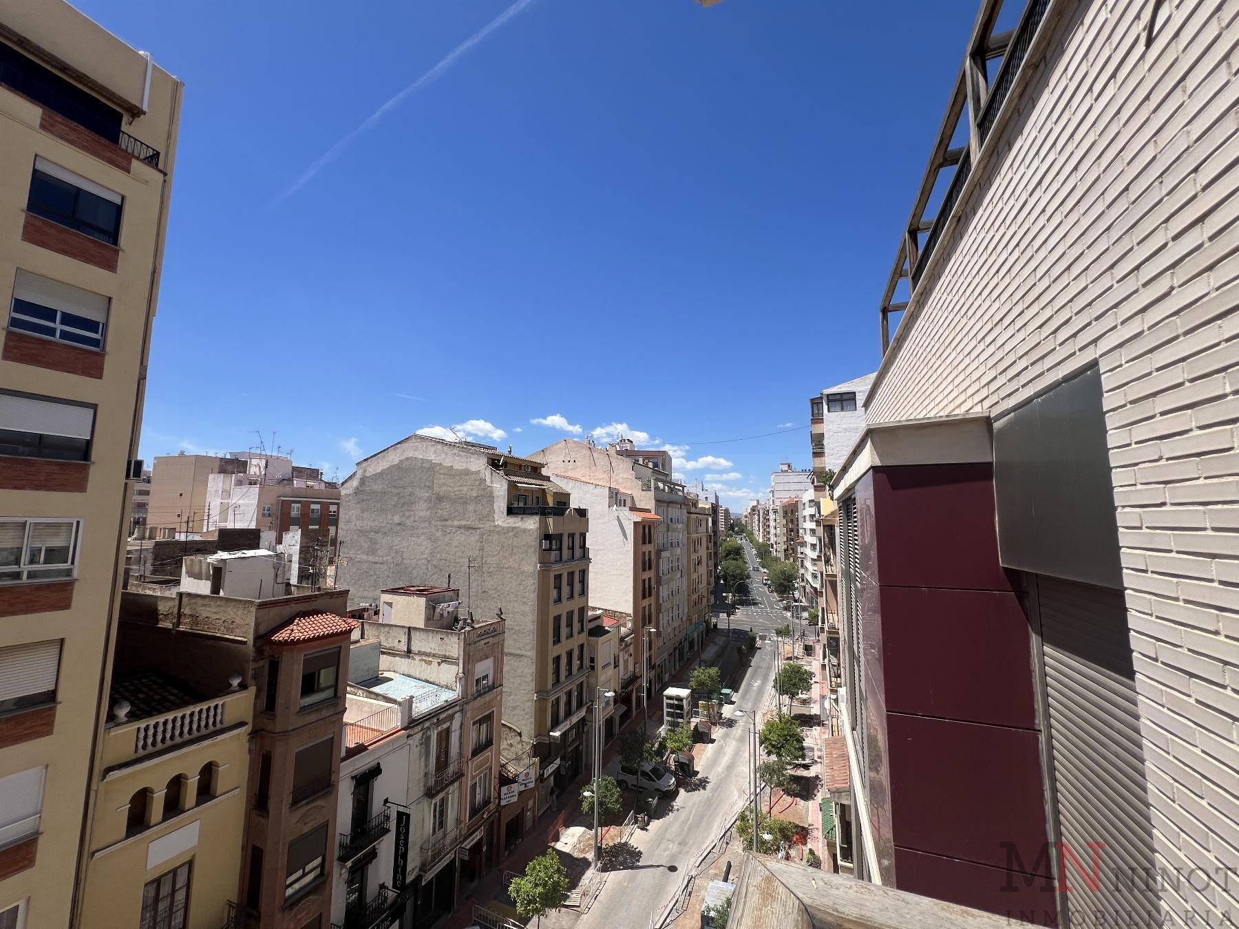 For sale of flat in Castellón