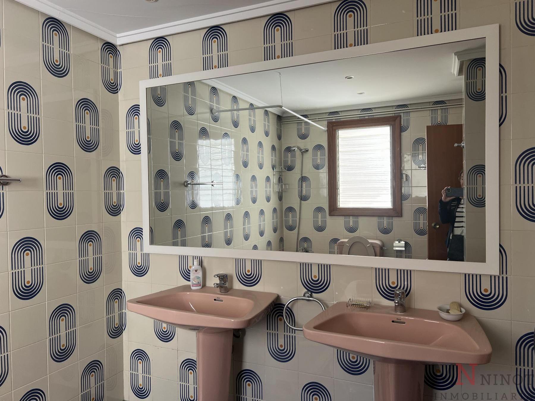 For sale of flat in Castellón