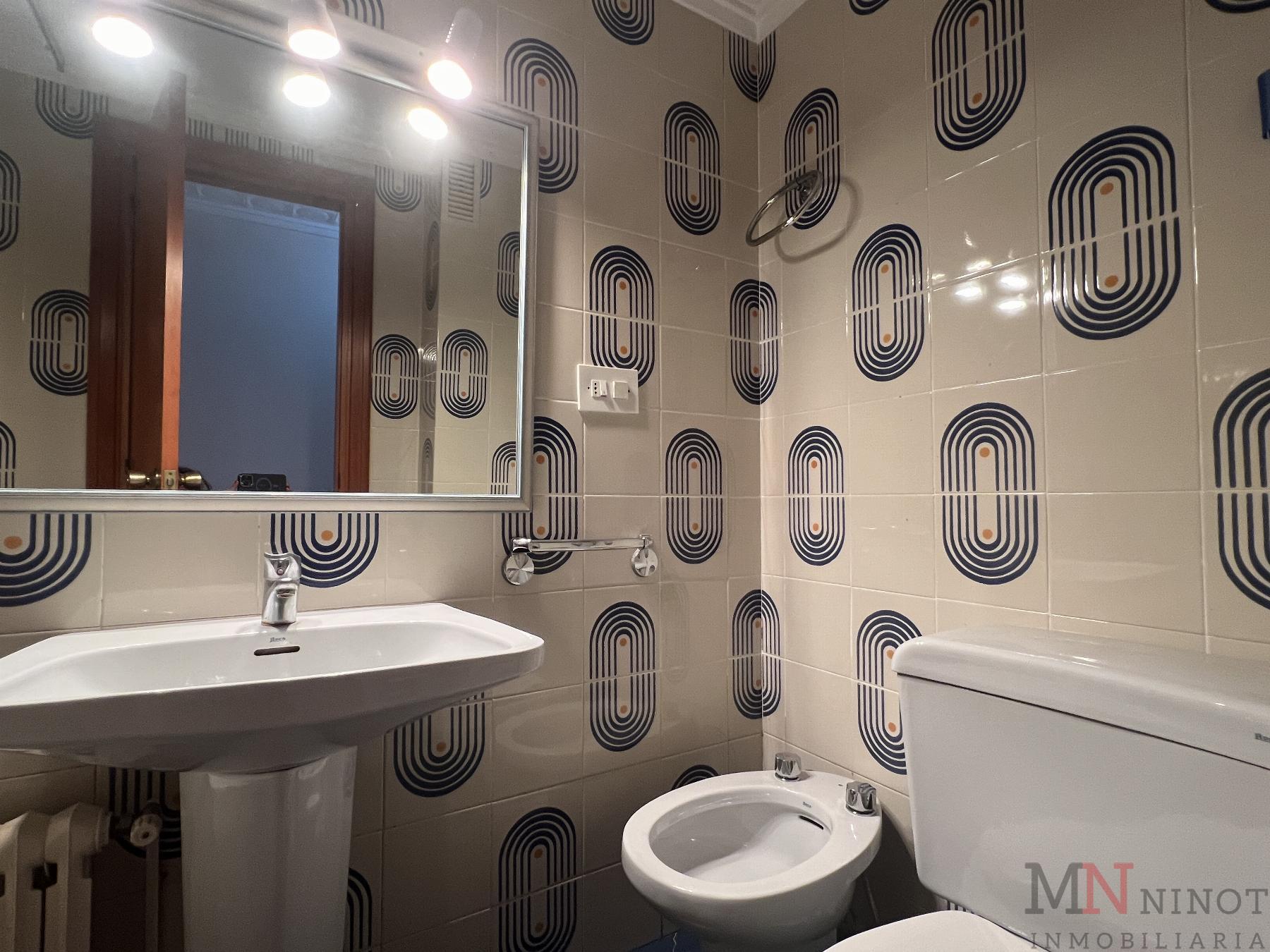 For sale of flat in Castellón