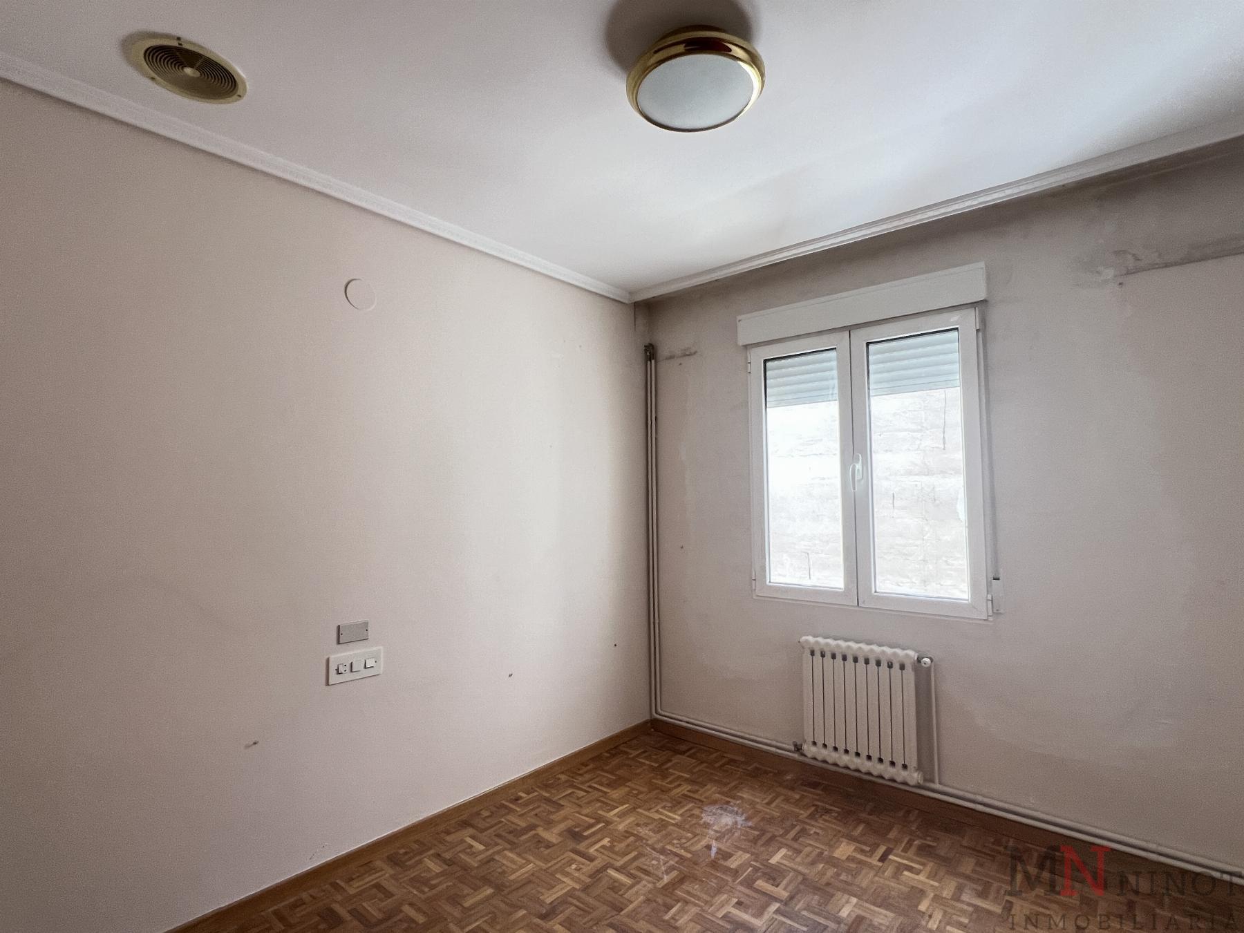 For sale of flat in Castellón