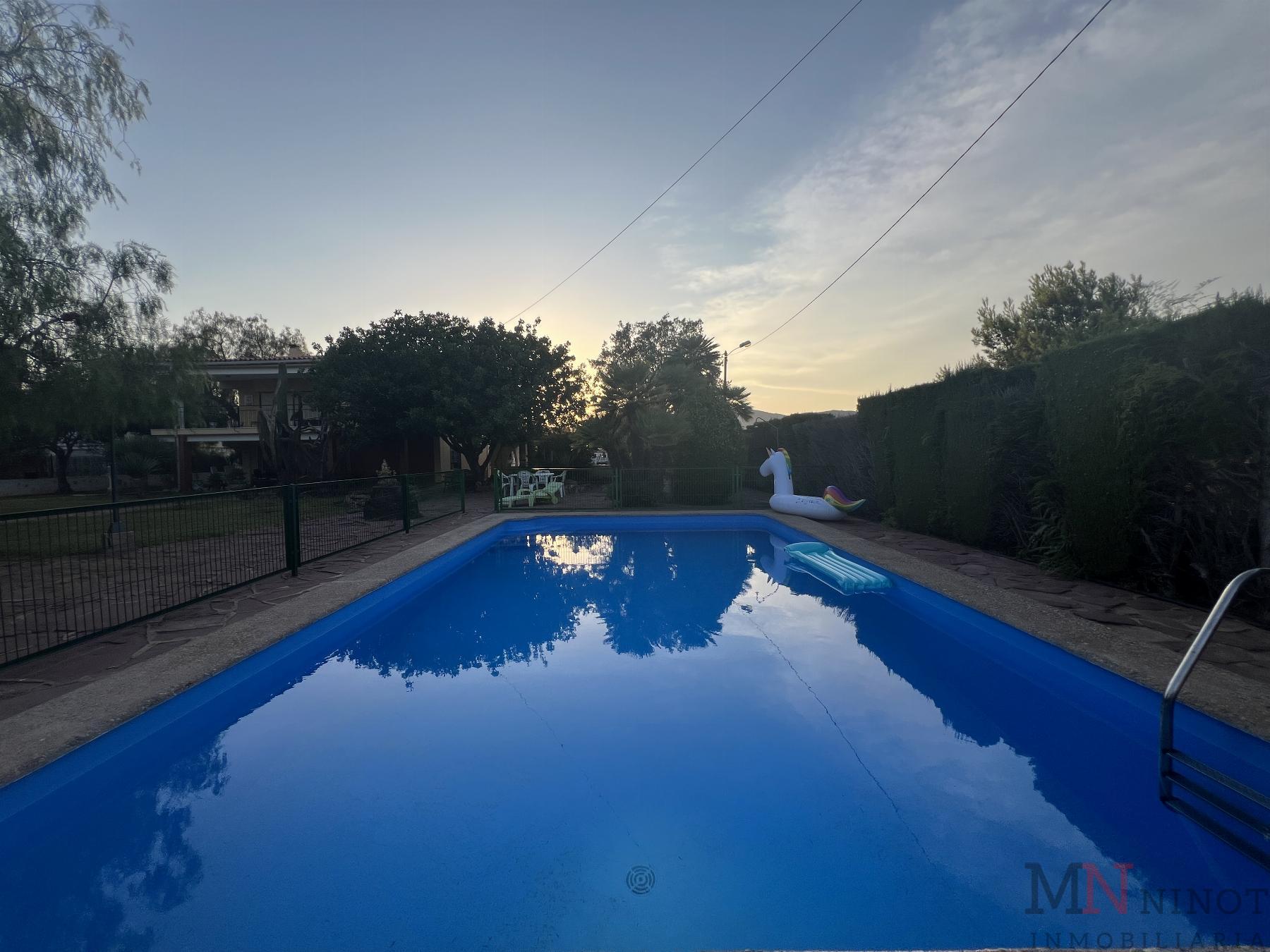 For sale of chalet in Benicasim