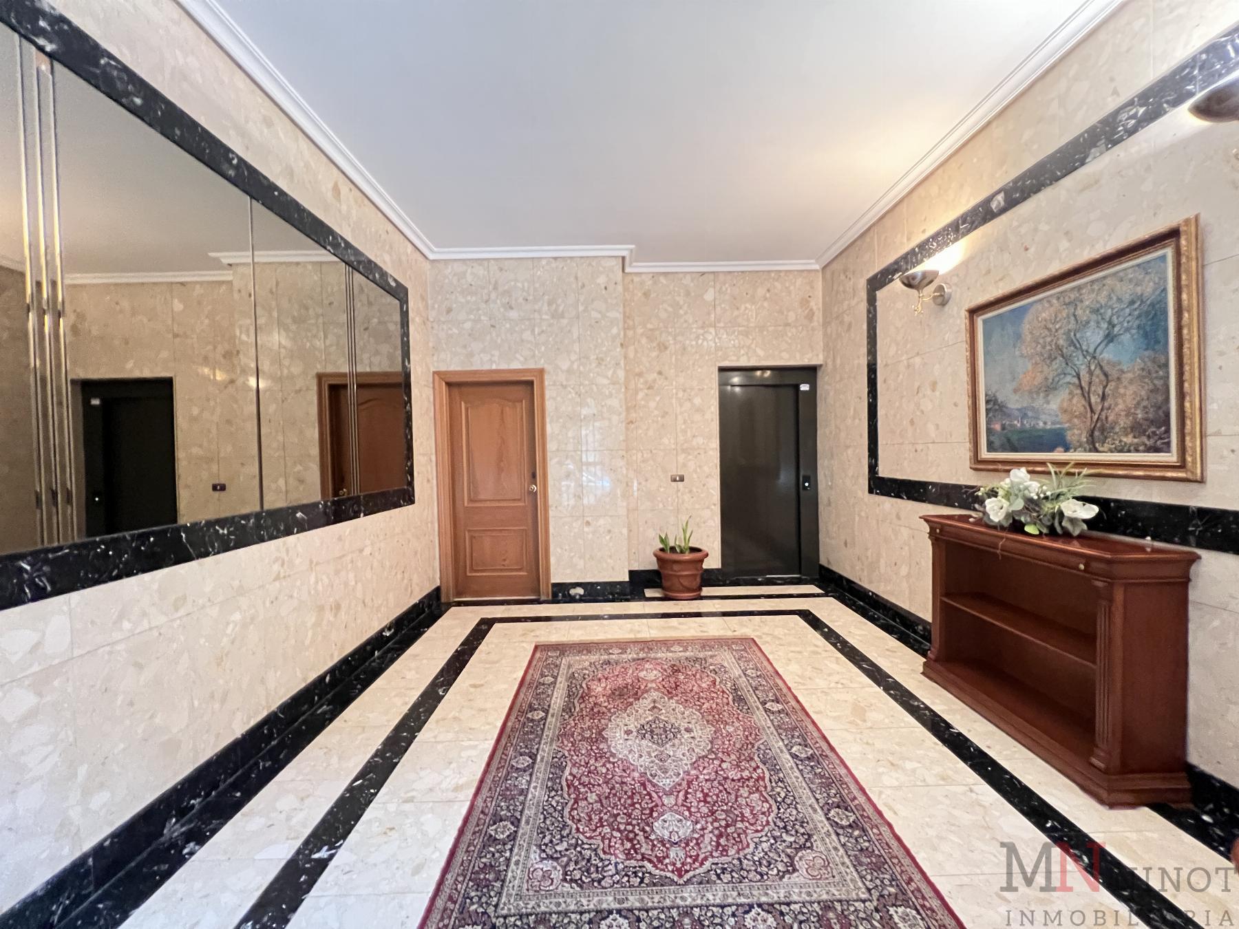 For sale of flat in Castellón