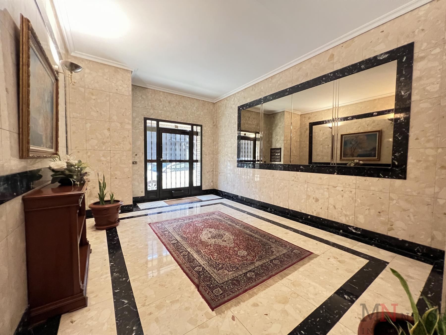 For sale of flat in Castellón