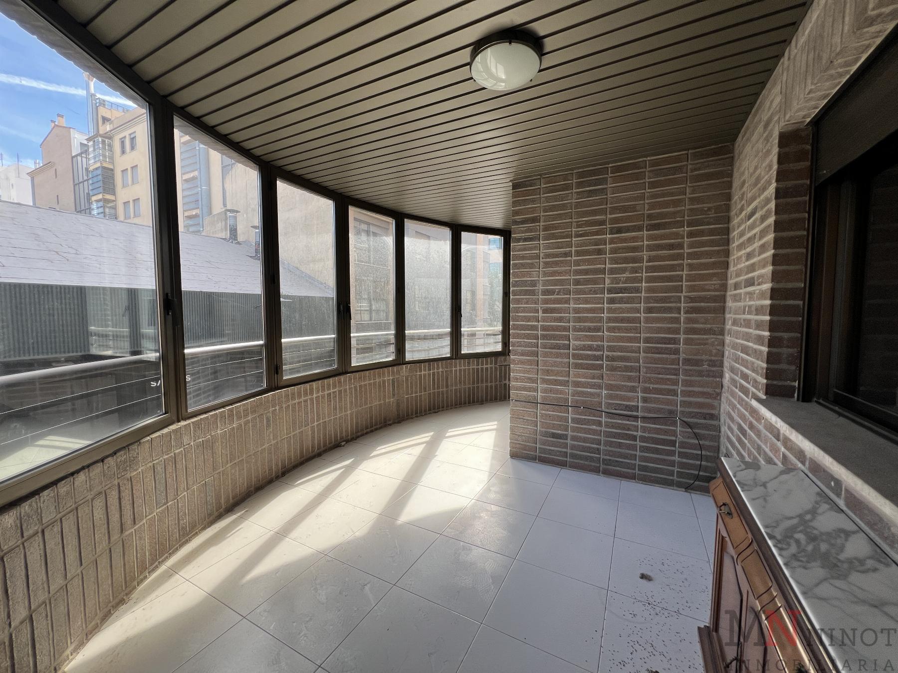 For sale of flat in Castellón