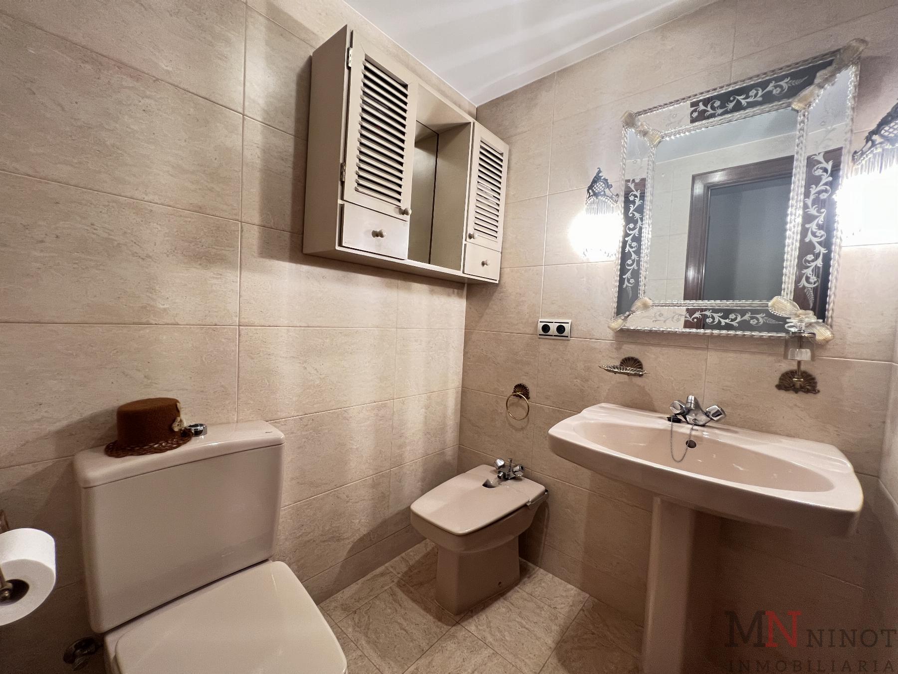 For sale of flat in Castellón