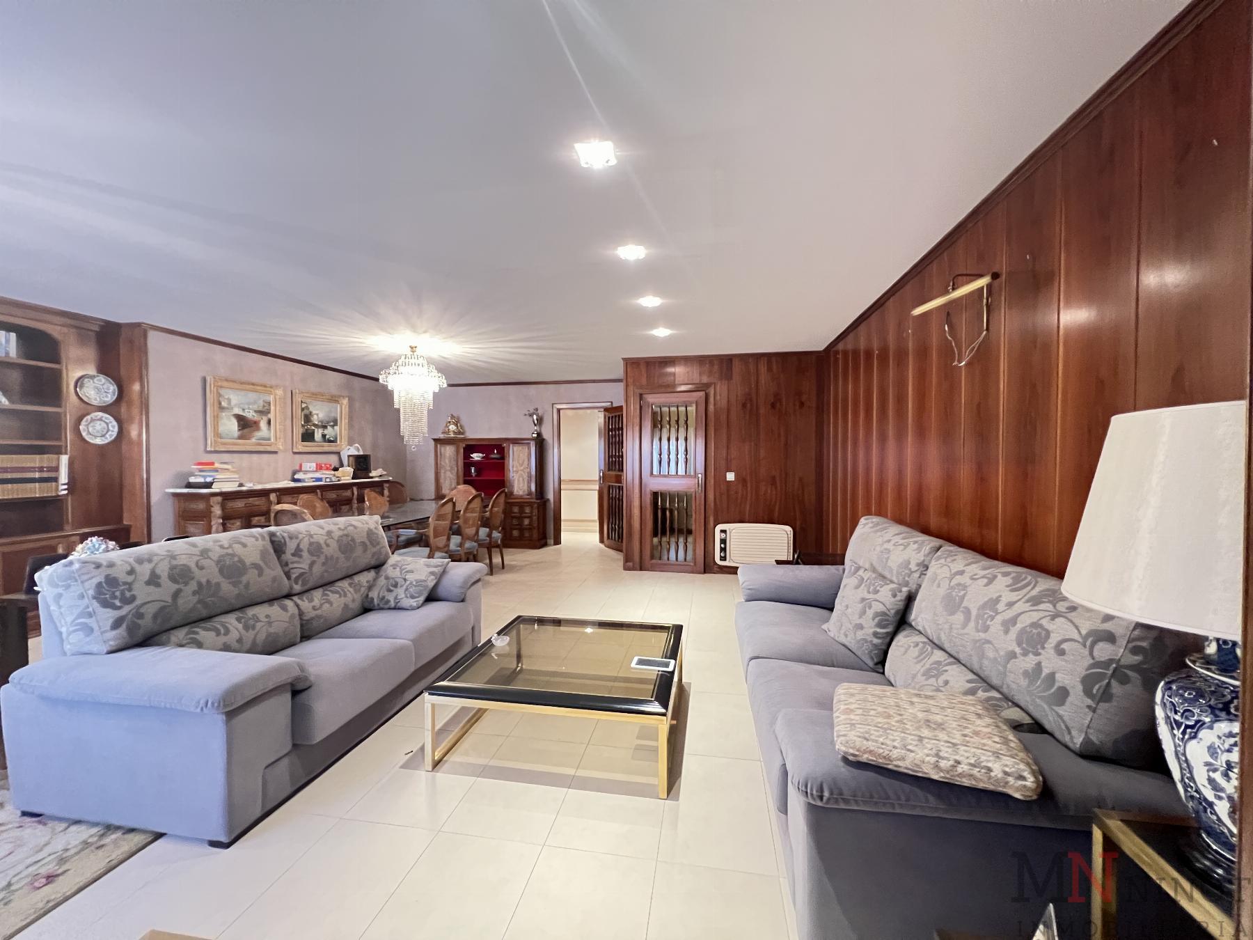 For sale of flat in Castellón