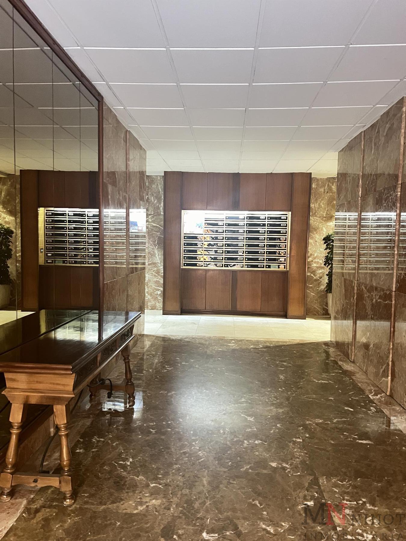 For sale of flat in Castellón