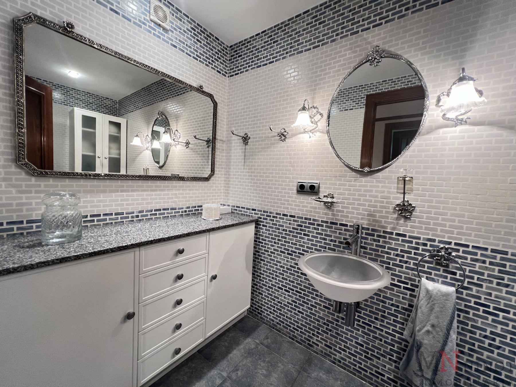 For sale of flat in Castellón
