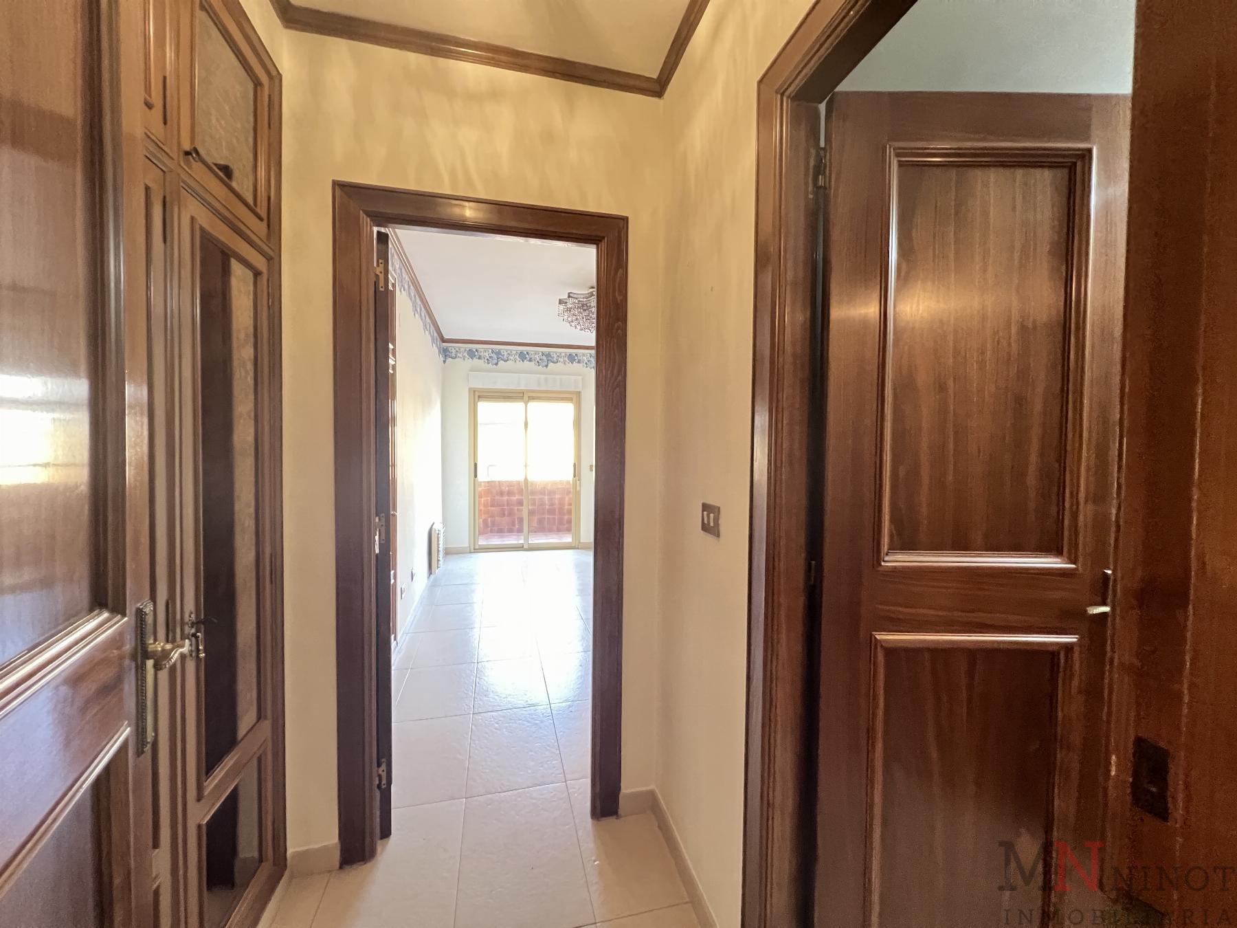 For sale of flat in Castellón