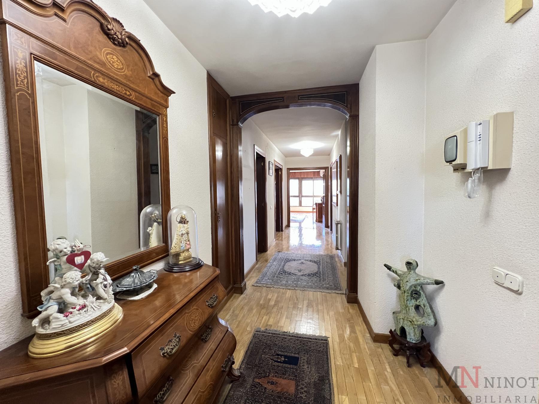For sale of flat in Castellón