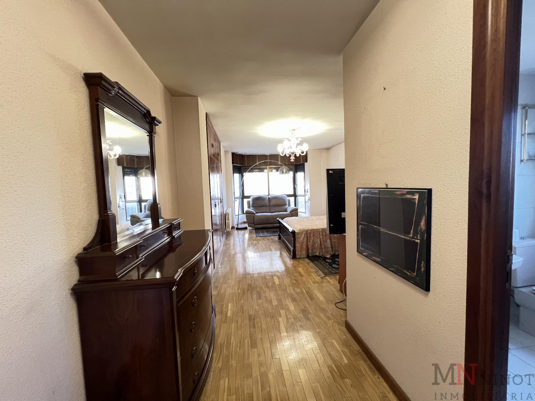 For sale of flat in Castellón