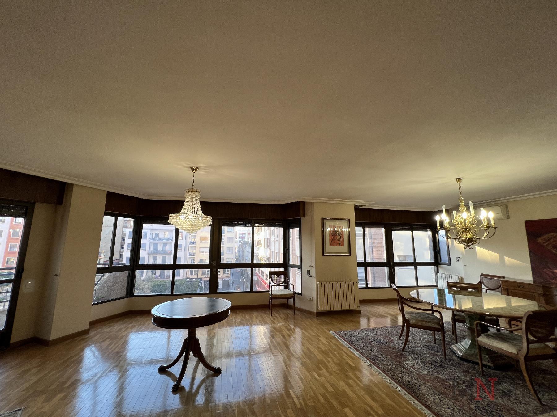 For sale of flat in Castellón