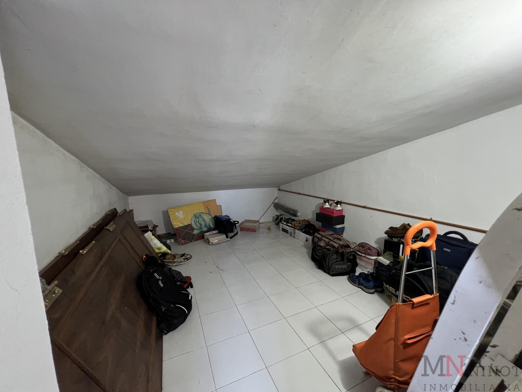 For sale of flat in Castellón