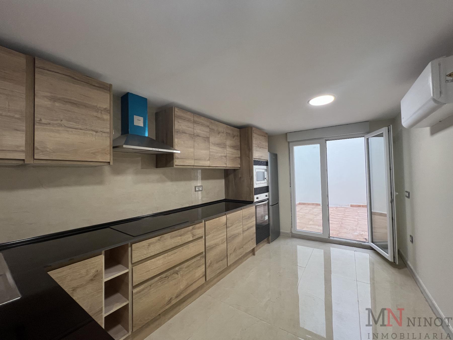 For sale of house in Castellón