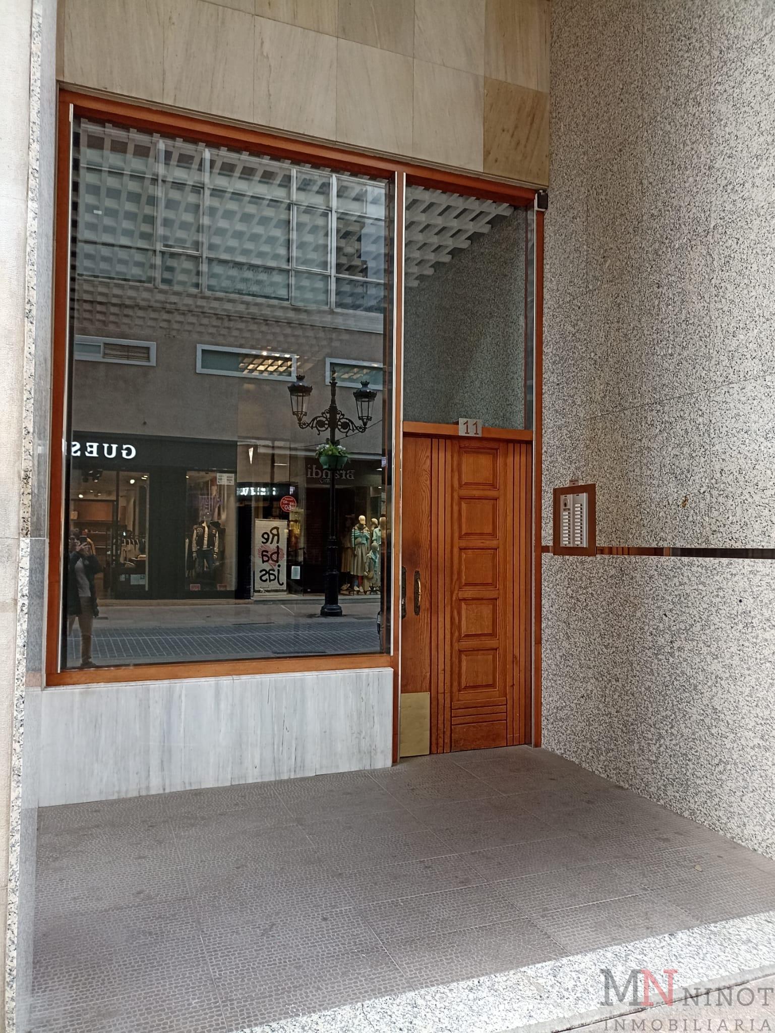For sale of penthouse in Castellón