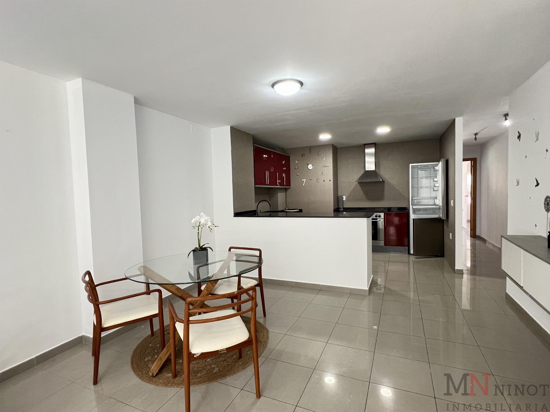 For sale of flat in Castellón