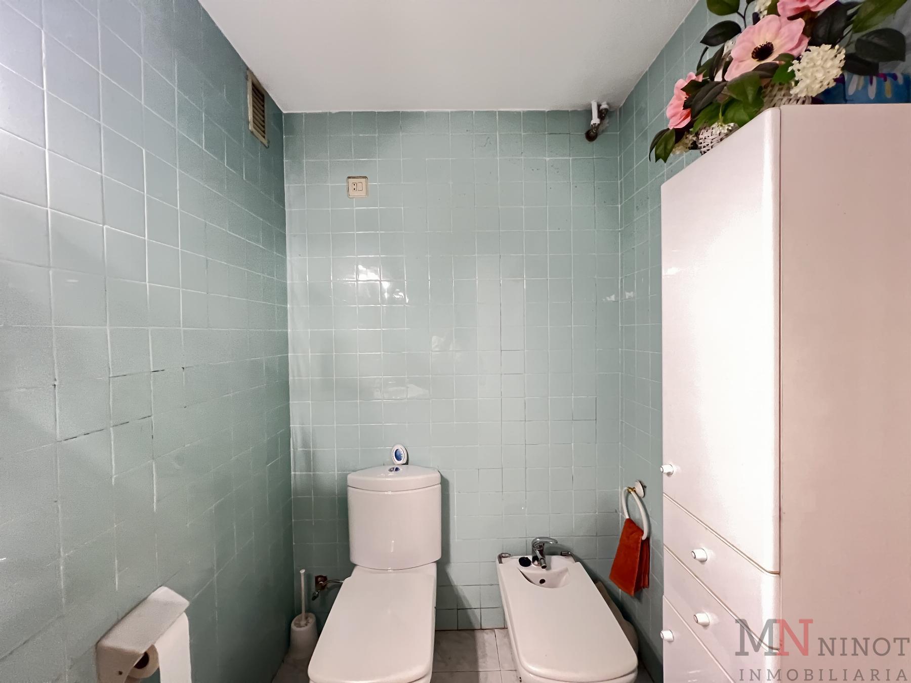 For sale of flat in Castellón