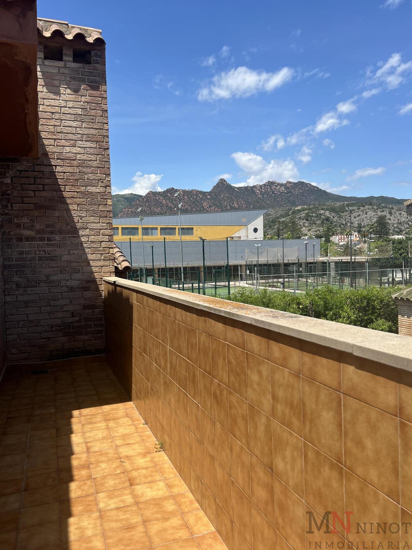 For sale of chalet in Benicasim