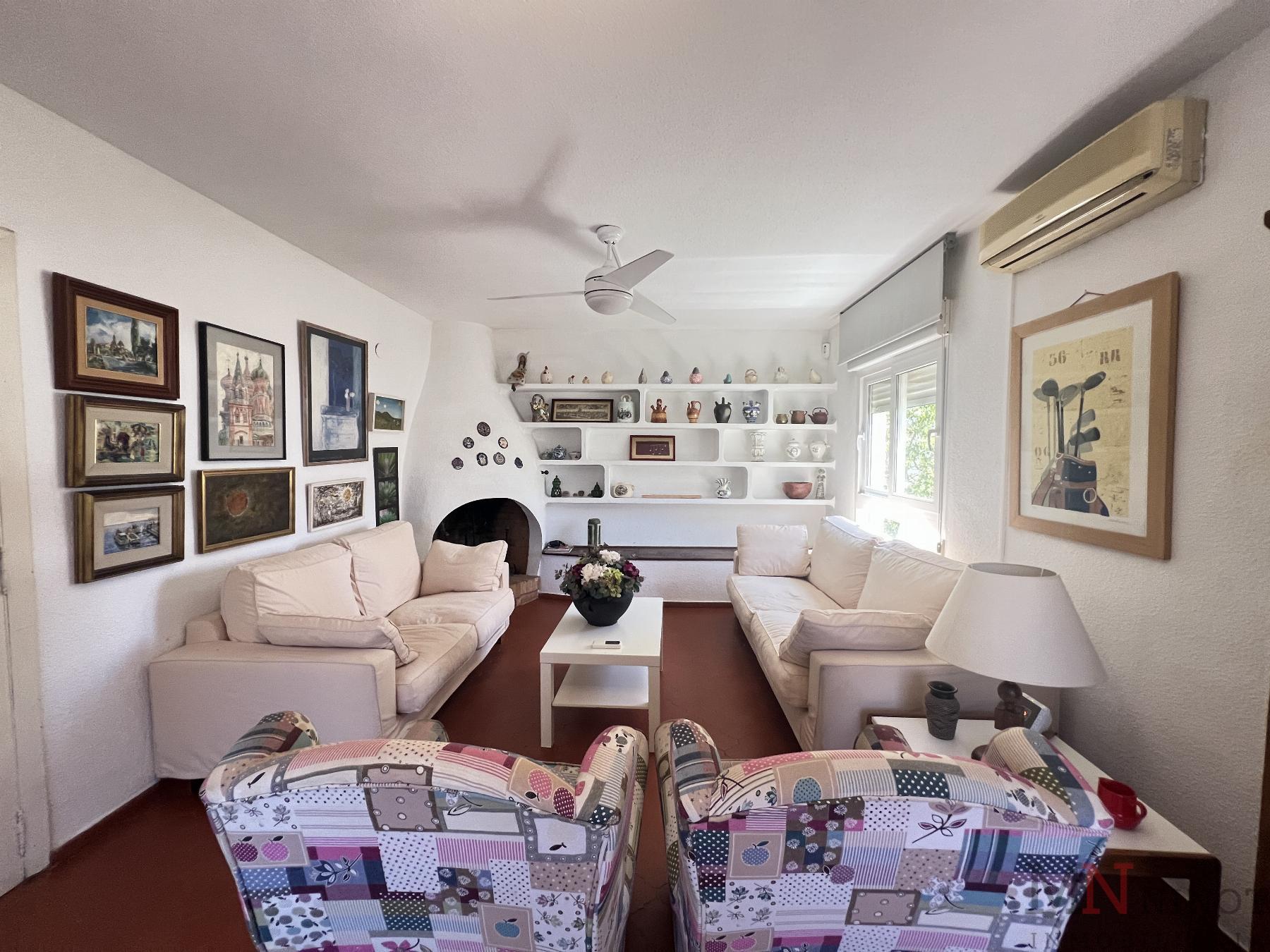 For sale of villa in Benicasim