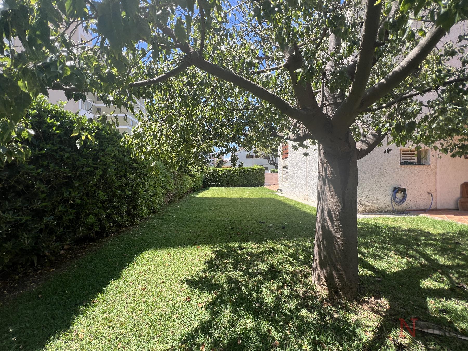 For sale of villa in Benicasim
