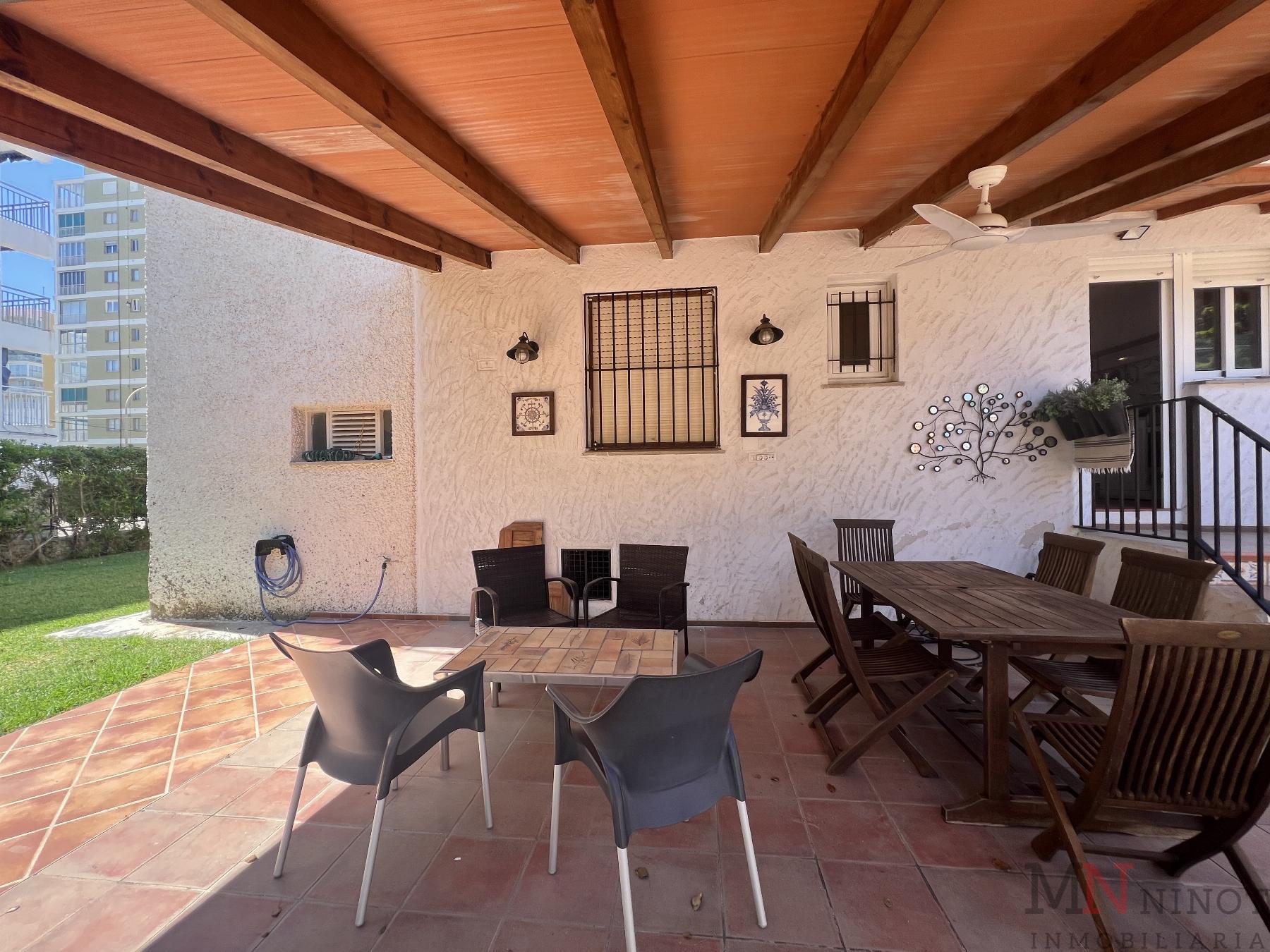 For sale of villa in Benicasim