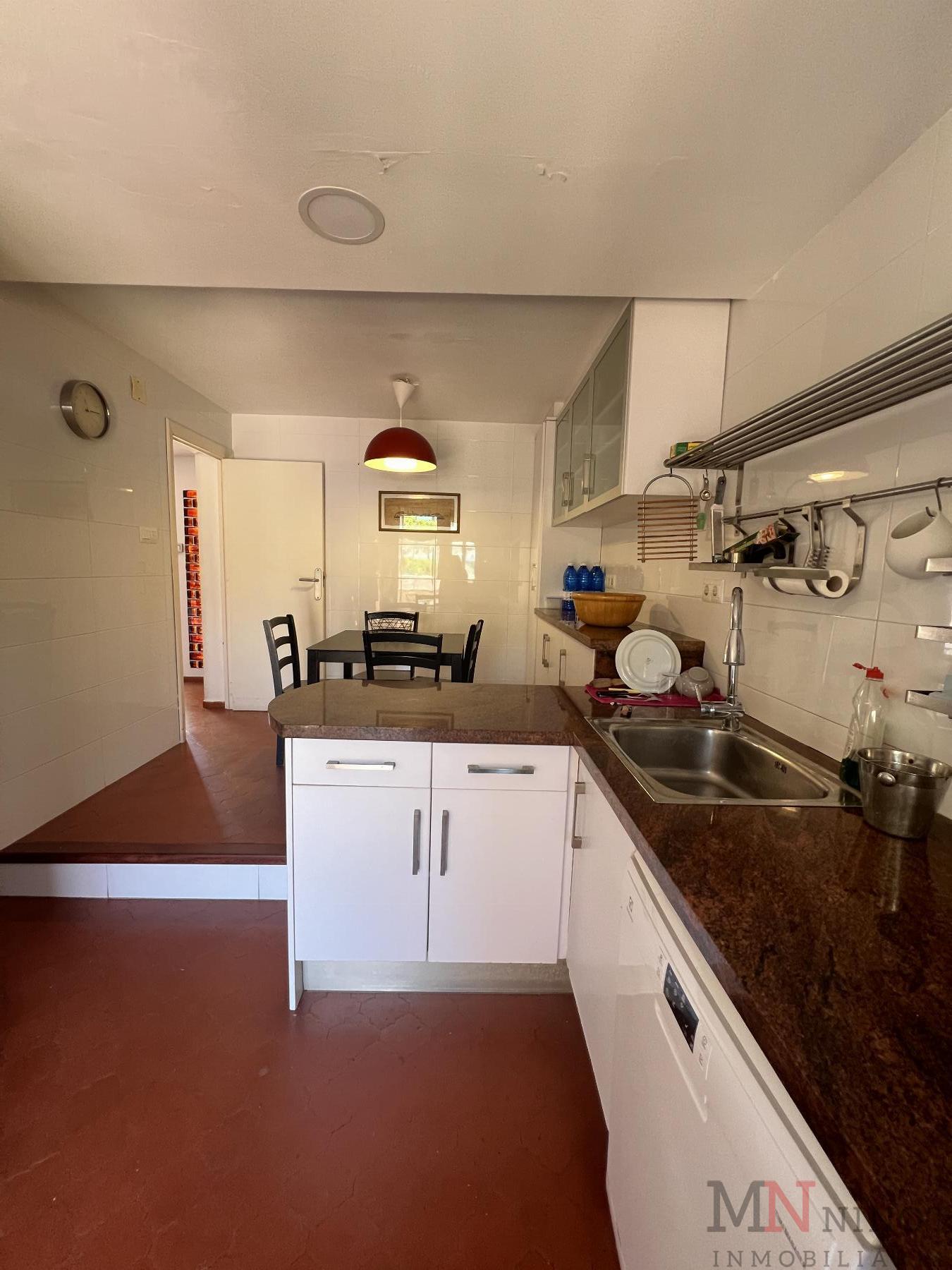 For sale of villa in Benicasim