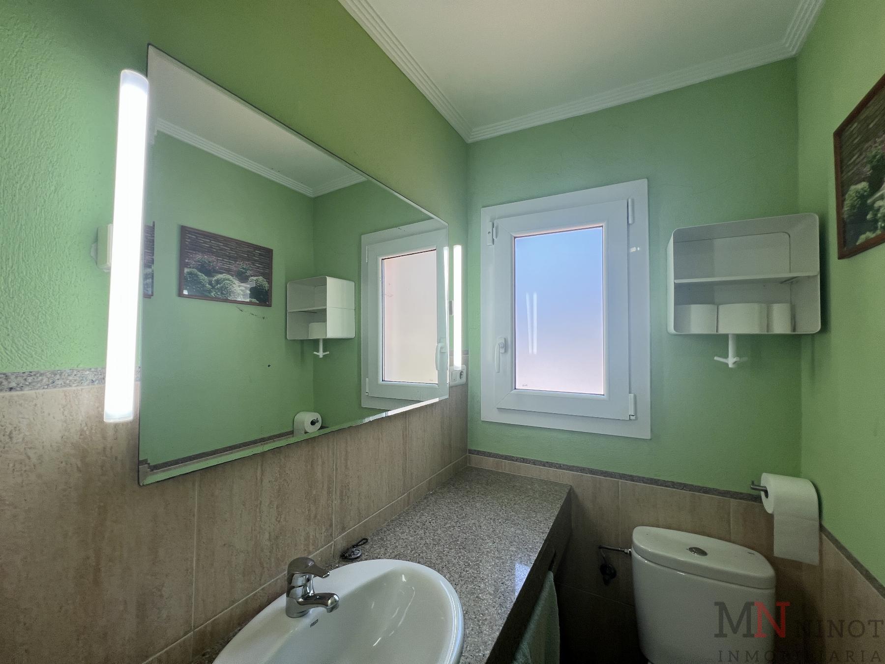 For sale of villa in Benicasim