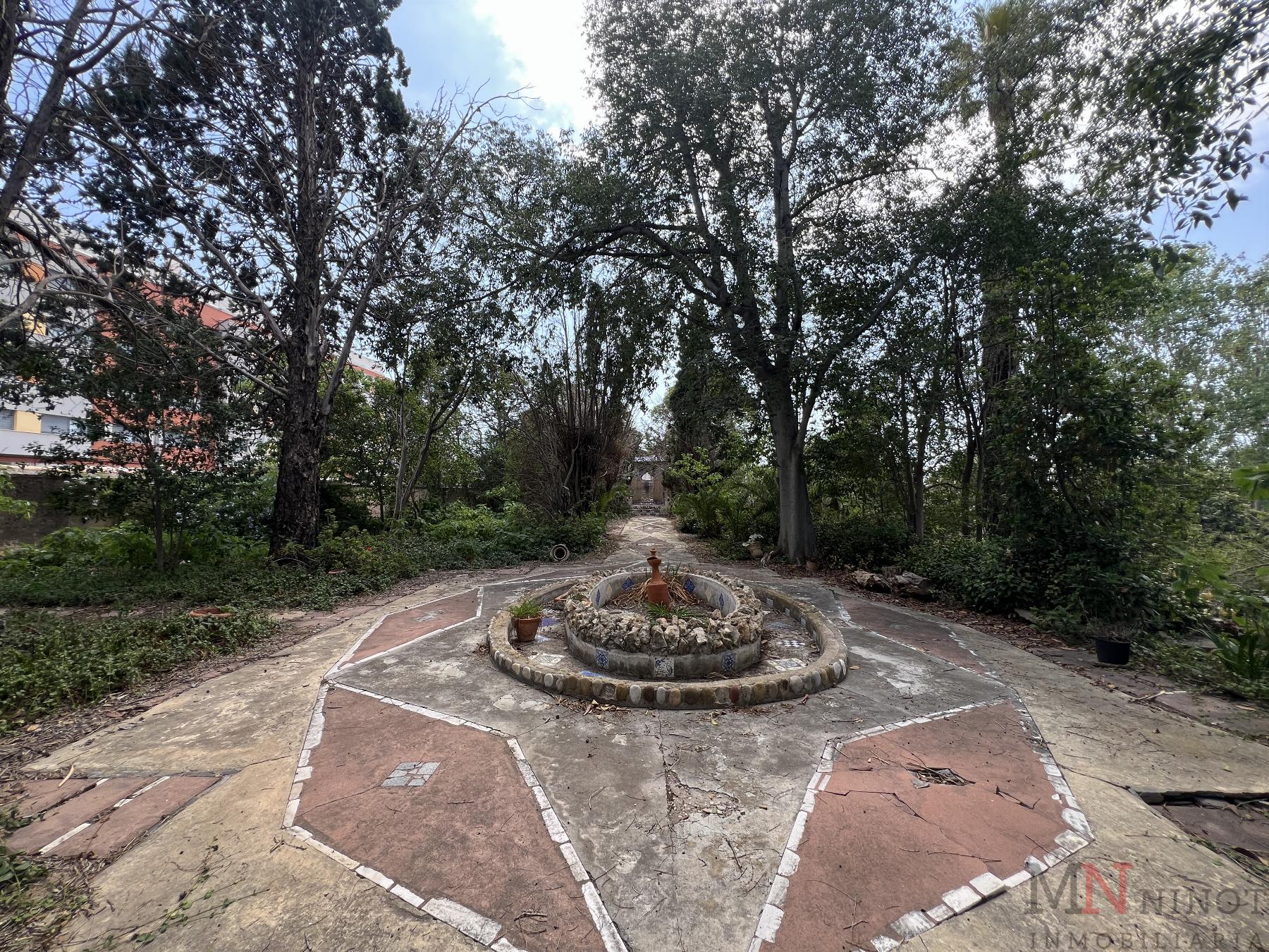 Venta de masía en Almazora