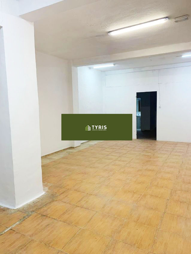 For rent of commercial in Burjassot