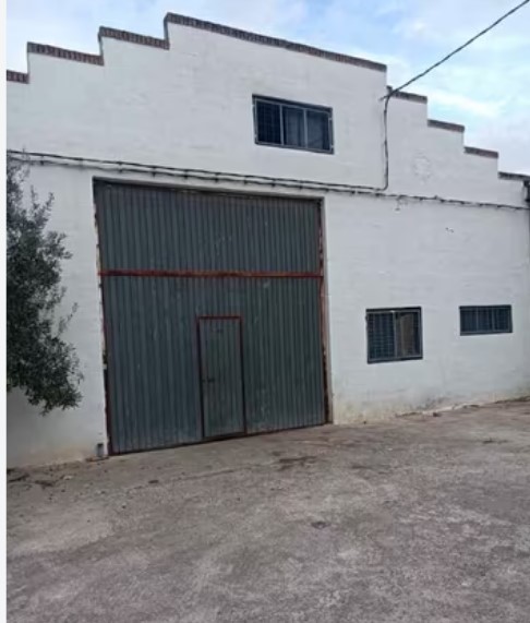 For sale of industrial plant/warehouse in Aldaia