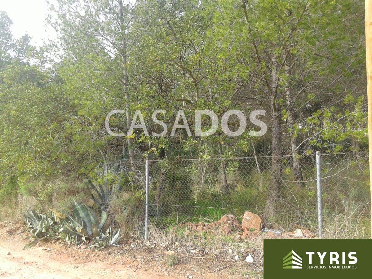 For sale of land in Náquera