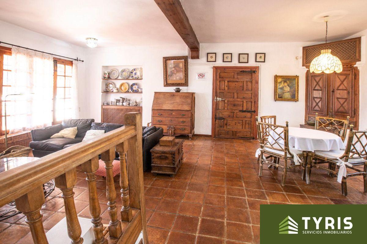 For sale of chalet in Náquera