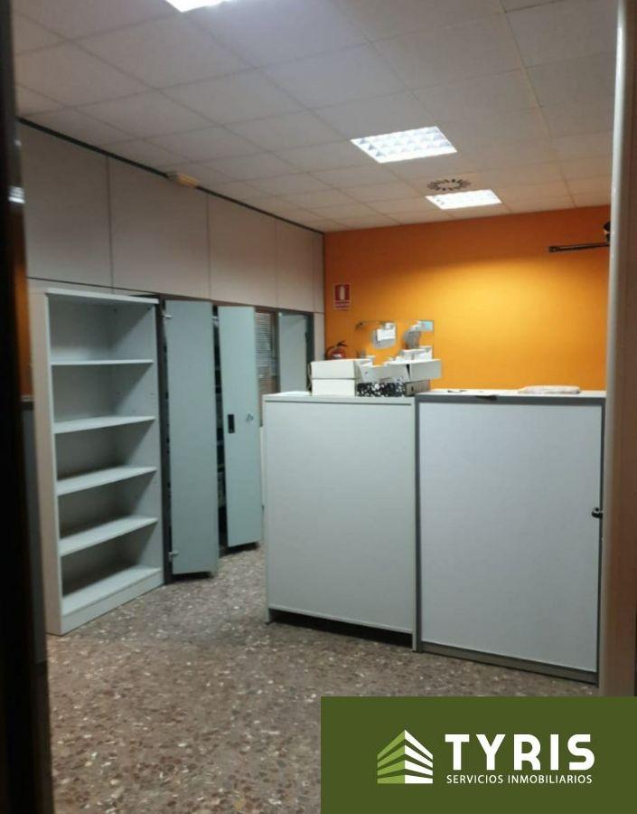 For rent of commercial in Xirivella