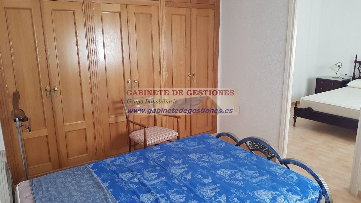 For sale of flat in Albacete