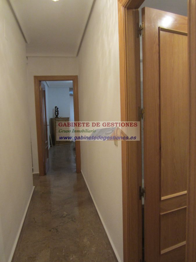 For sale of flat in Albacete