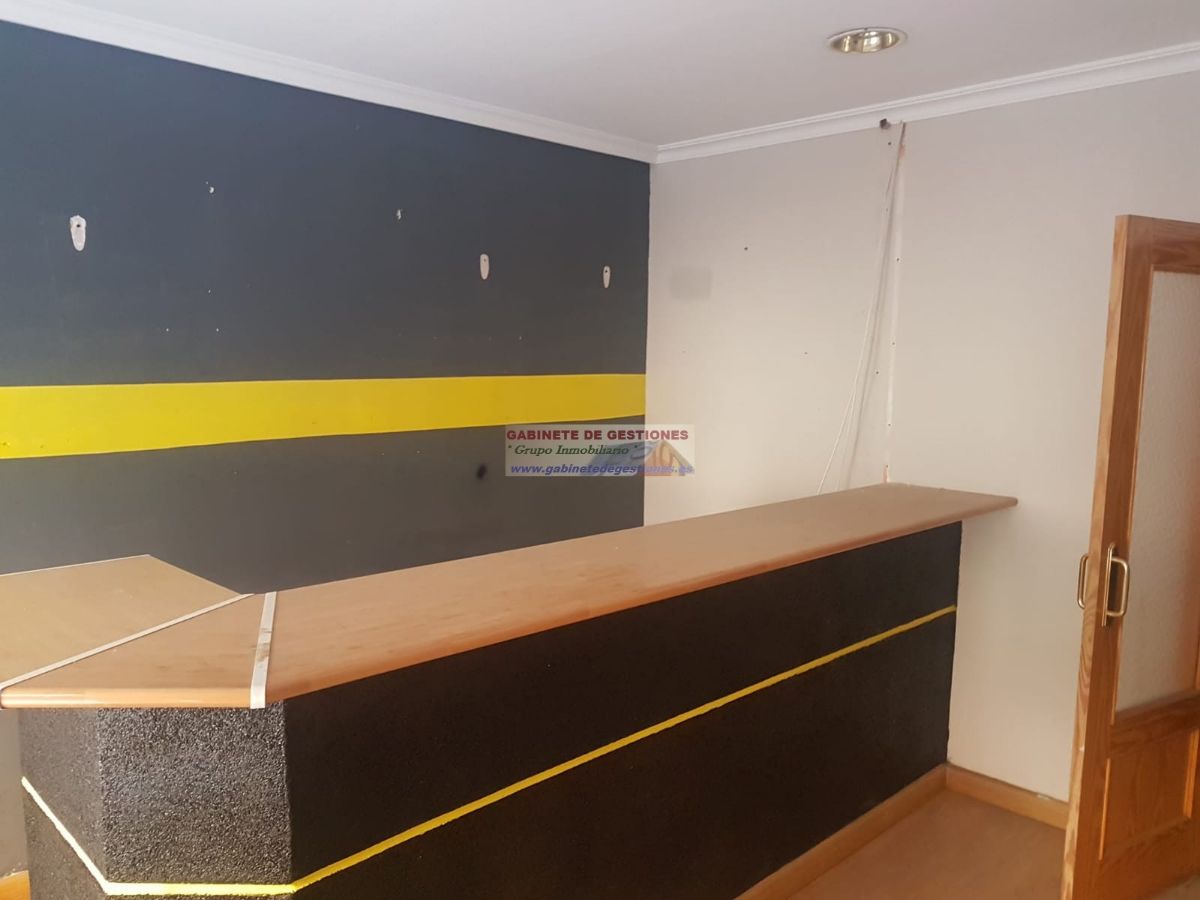 For sale of commercial in Albacete