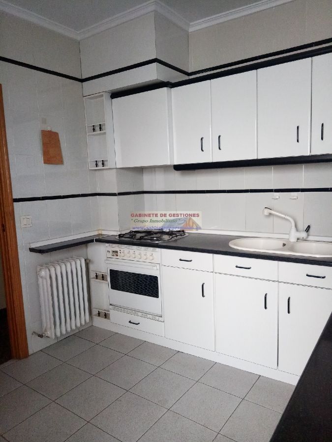 For sale of flat in Albacete