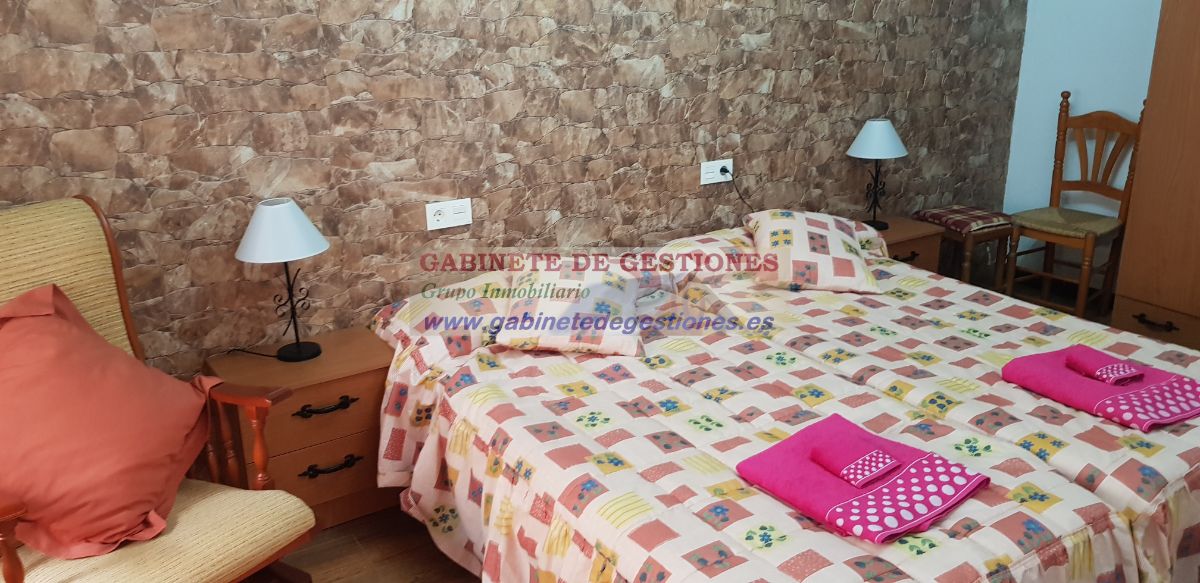 For rent of house in Lezuza