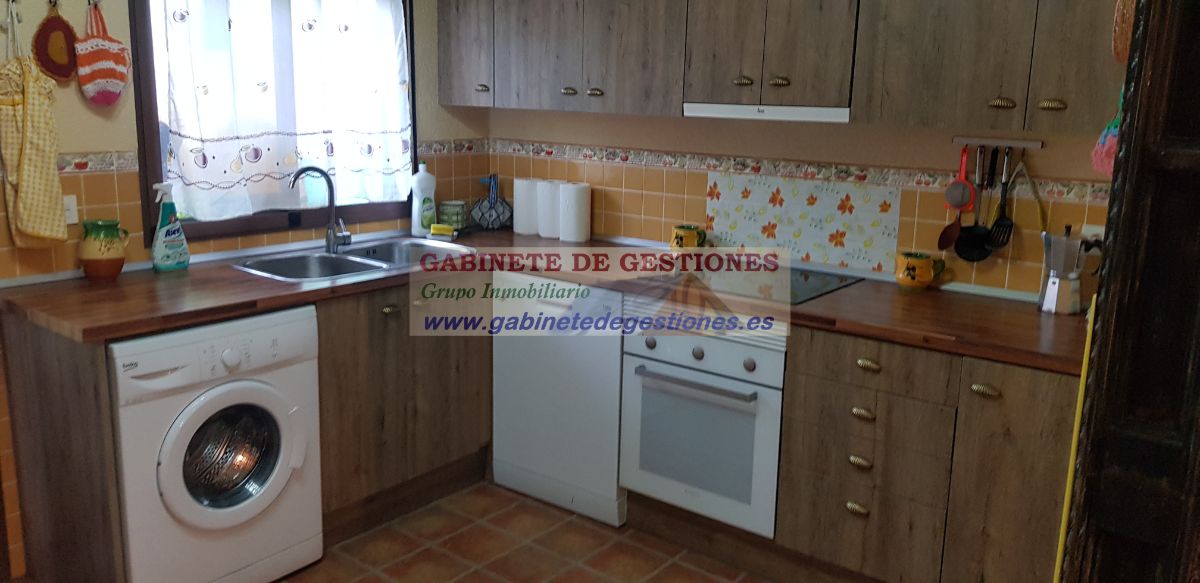 For rent of house in Lezuza