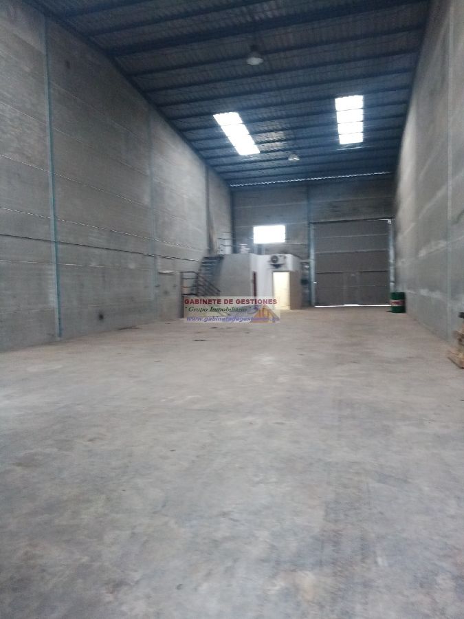 For sale of industrial plant/warehouse in Albacete