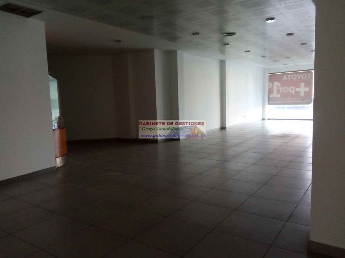 For rent of commercial in Albacete