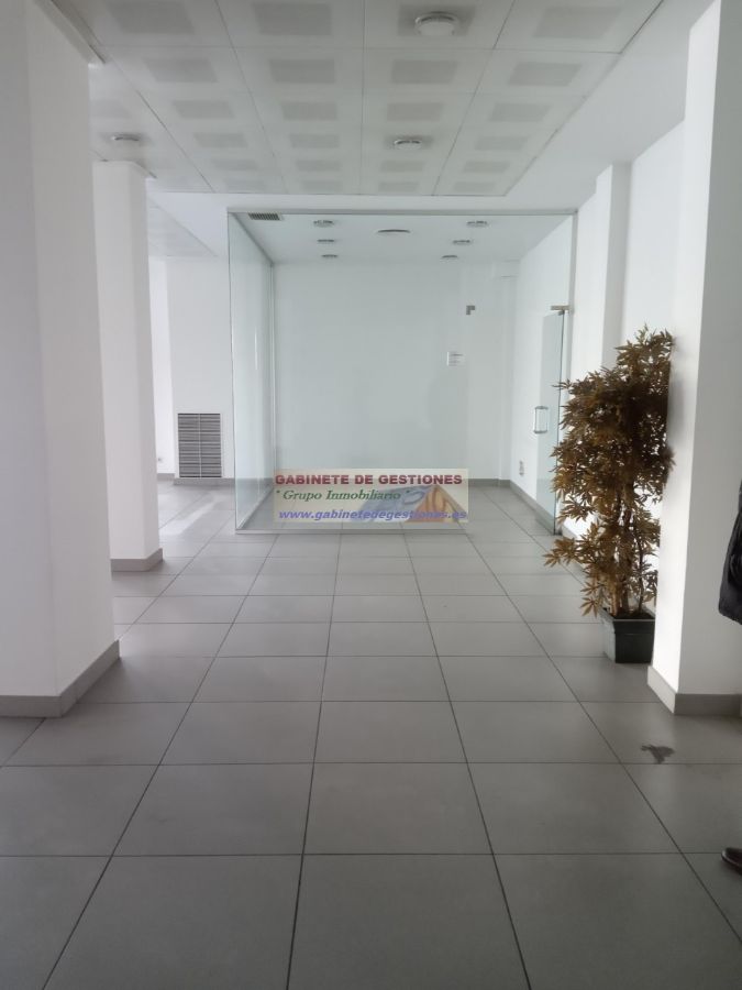 For rent of commercial in Albacete