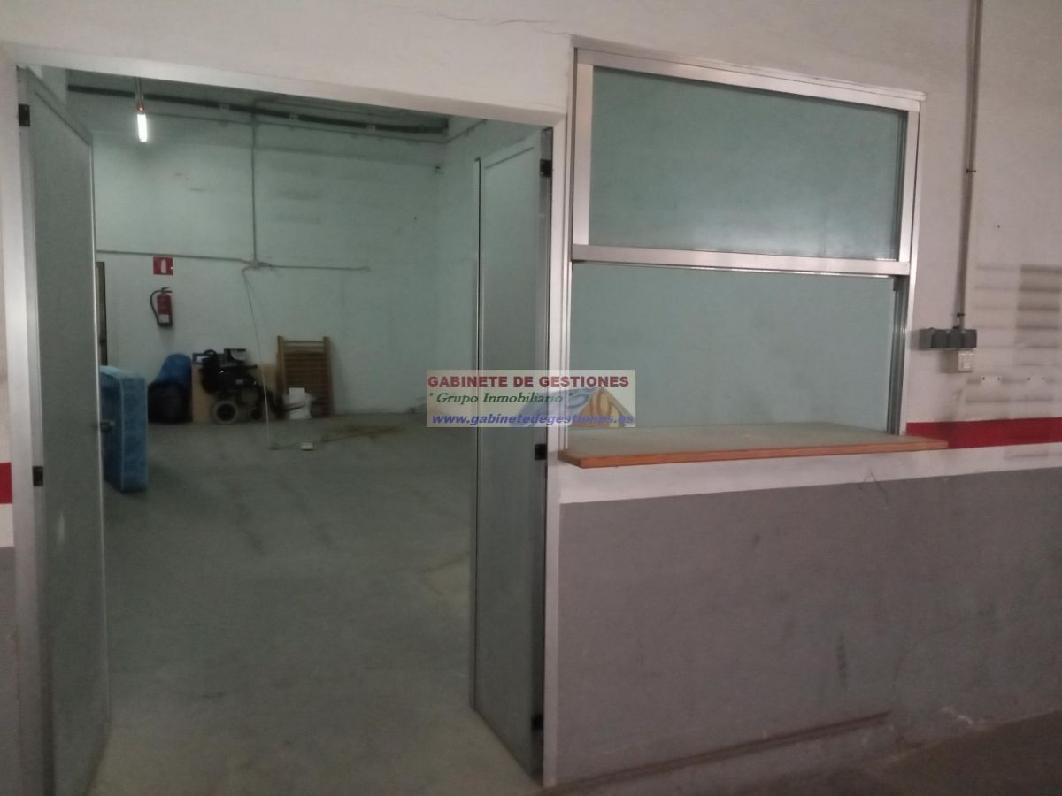 For rent of commercial in Albacete