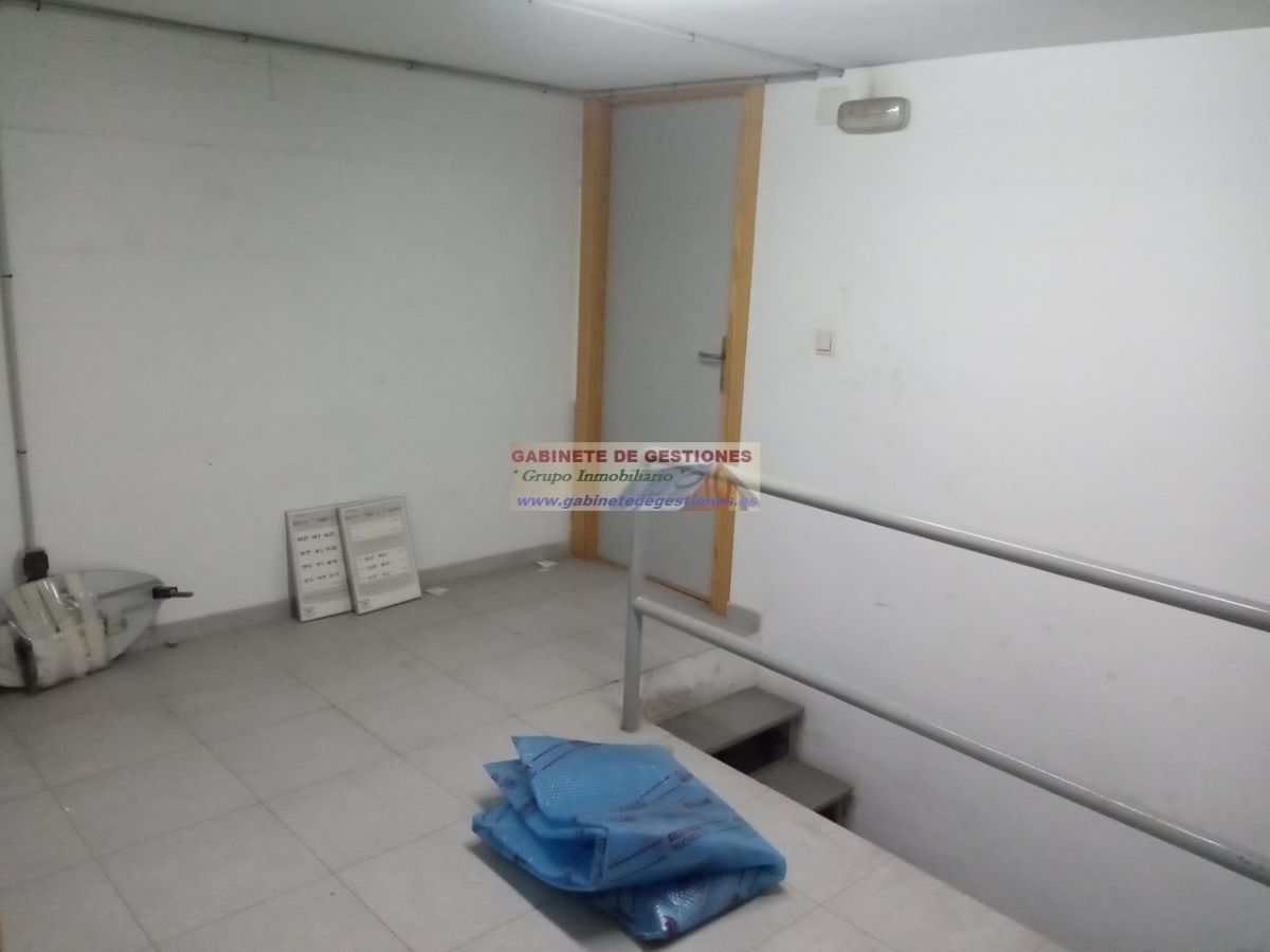 For rent of commercial in Albacete